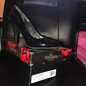Black Heels | ONLY ACCEPTING $40 or ABOVE
